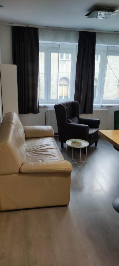 Elite Deluxe Studio Zagreb Buitenkant foto